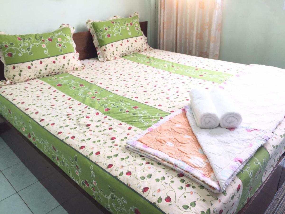 Nat 2 Guest House Bangkok Exterior photo